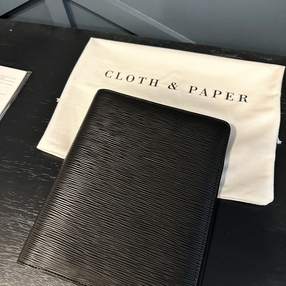 Cloth & paper AGENDA FOLIO | LARGE | CONTOURED LEATHER